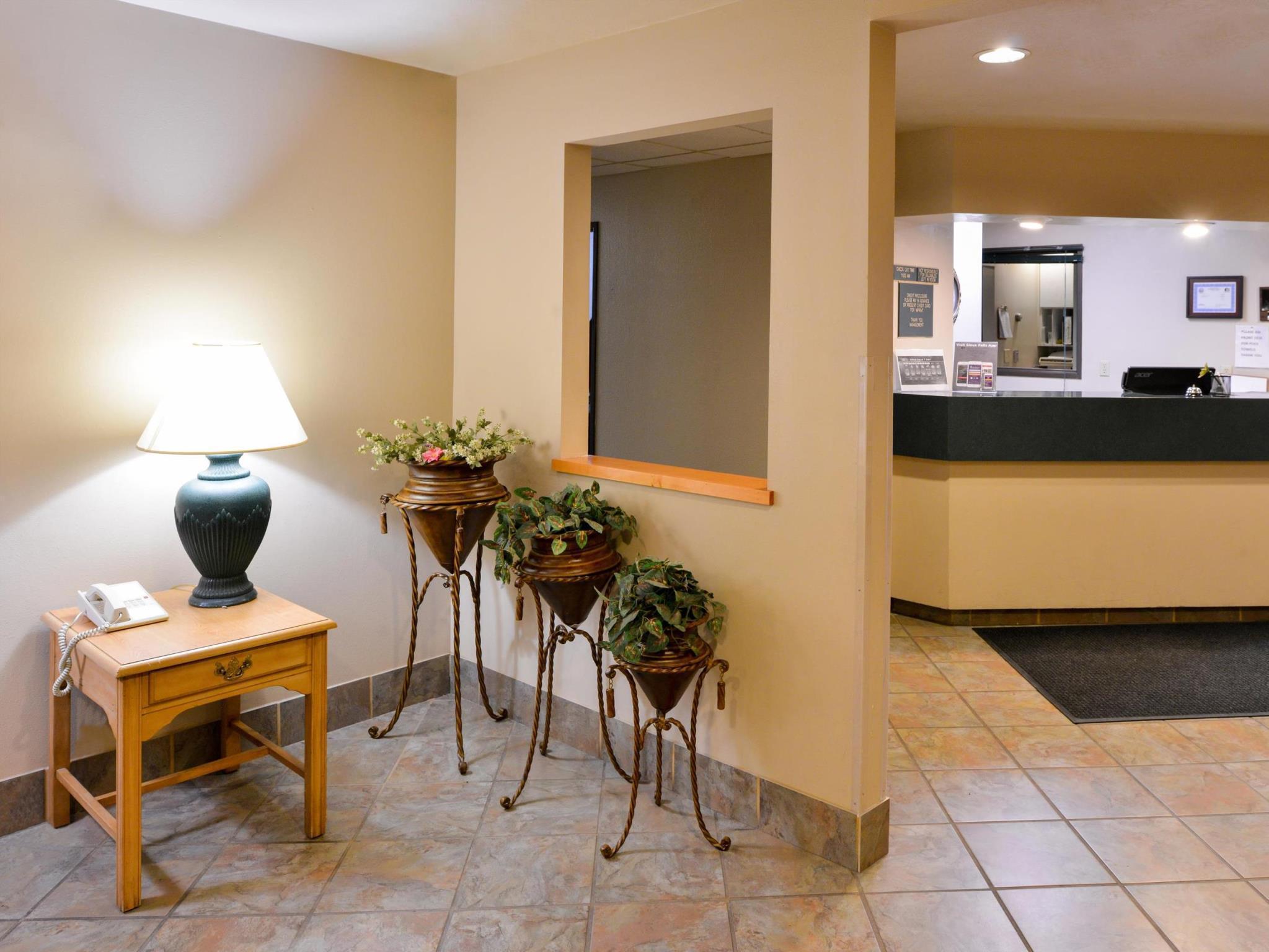 Baymont By Wyndham Sioux Falls North,I-29,Russell St, Airport Екстериор снимка