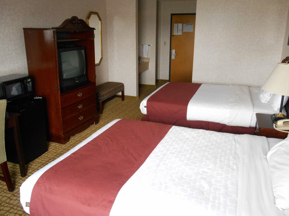 Baymont By Wyndham Sioux Falls North,I-29,Russell St, Airport Екстериор снимка