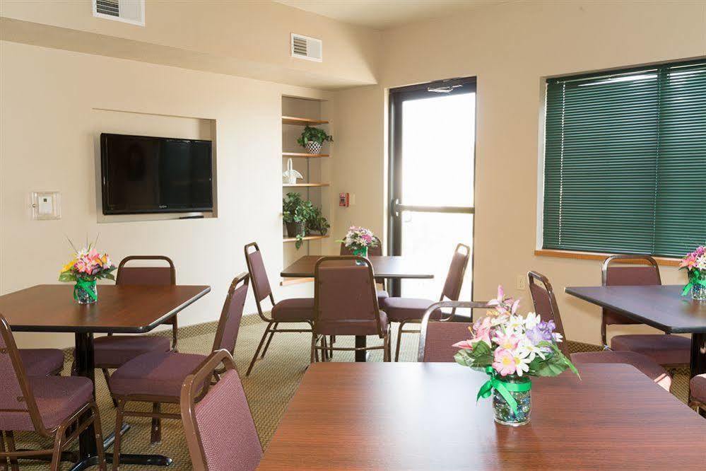 Baymont By Wyndham Sioux Falls North,I-29,Russell St, Airport Екстериор снимка