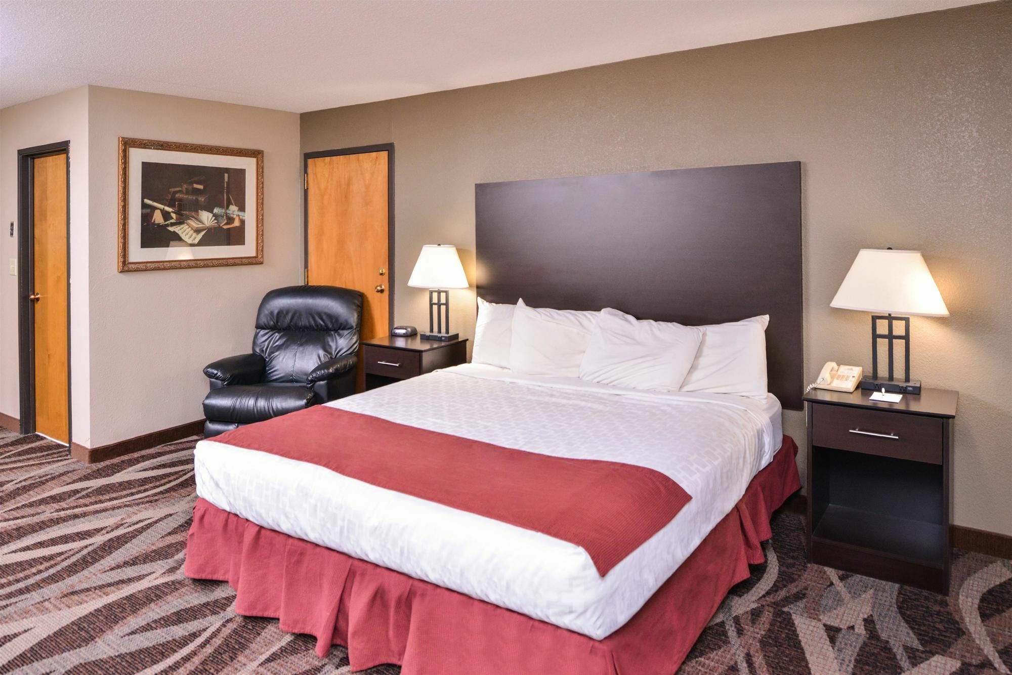 Baymont By Wyndham Sioux Falls North,I-29,Russell St, Airport Екстериор снимка