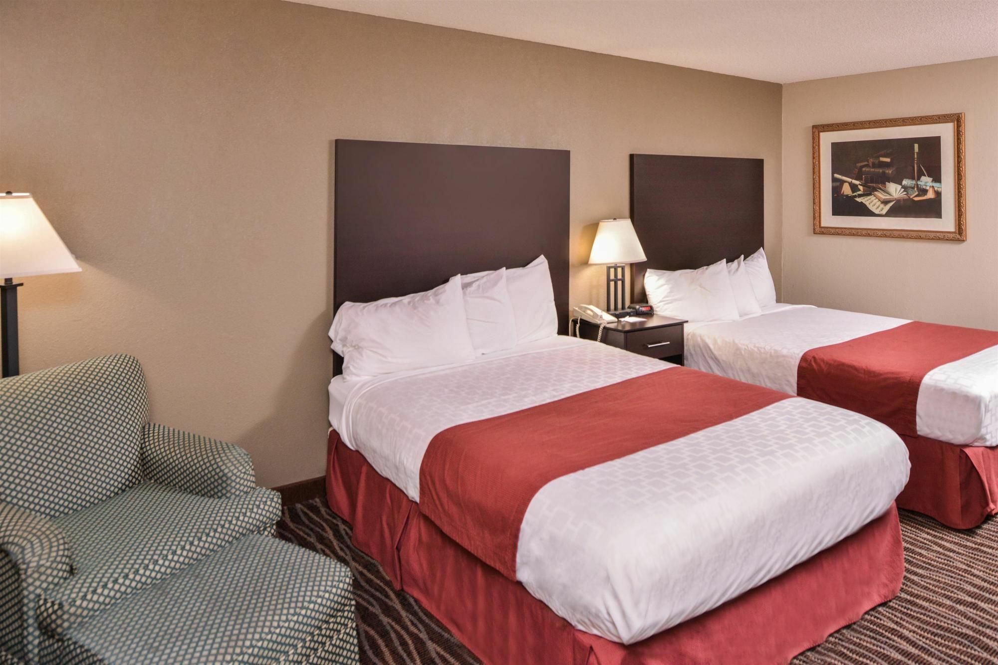 Baymont By Wyndham Sioux Falls North,I-29,Russell St, Airport Екстериор снимка