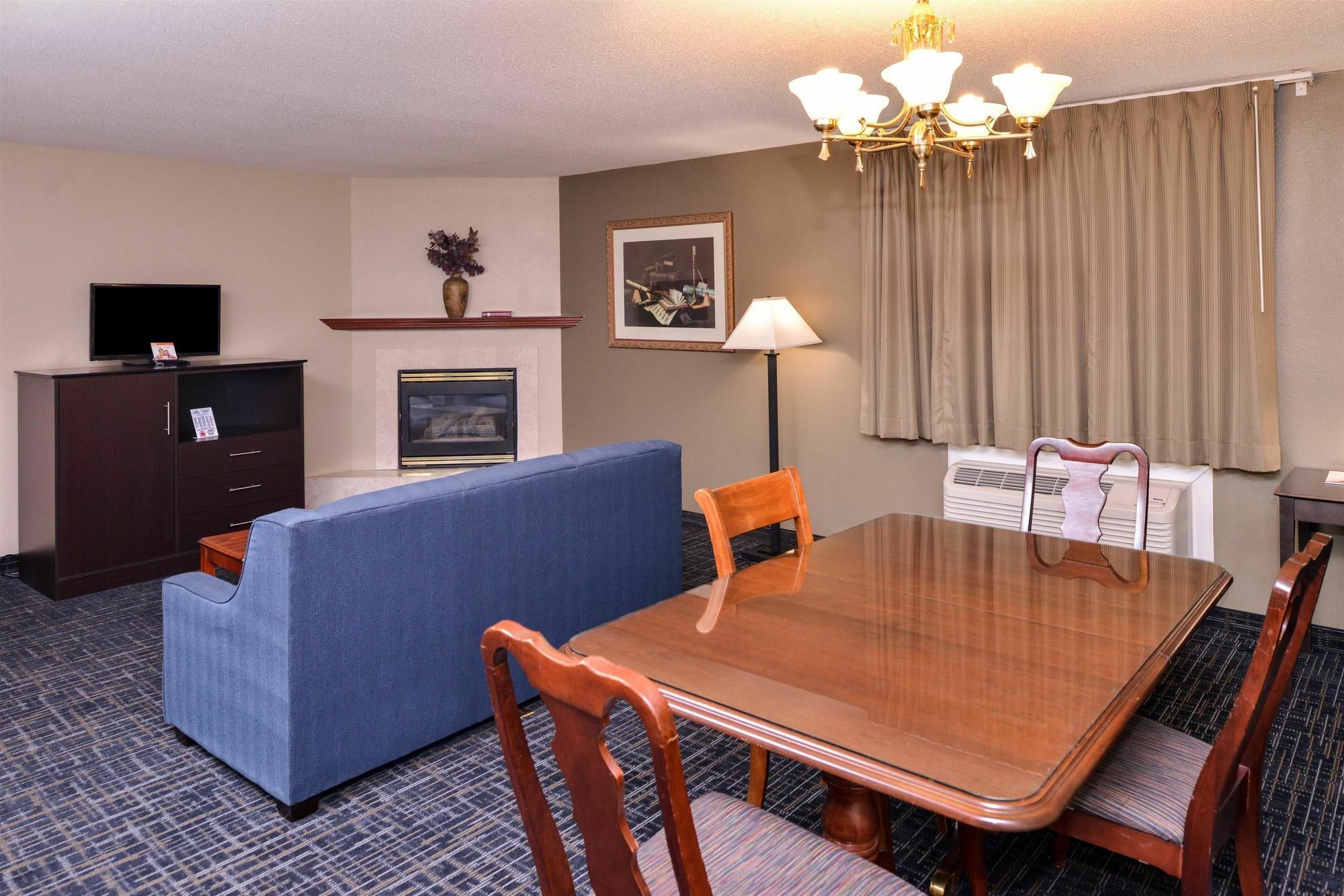 Baymont By Wyndham Sioux Falls North,I-29,Russell St, Airport Екстериор снимка